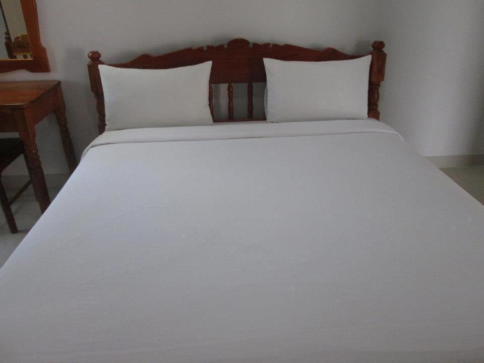 Dalha Renovtel Hotel Nakhon Phanom Room photo